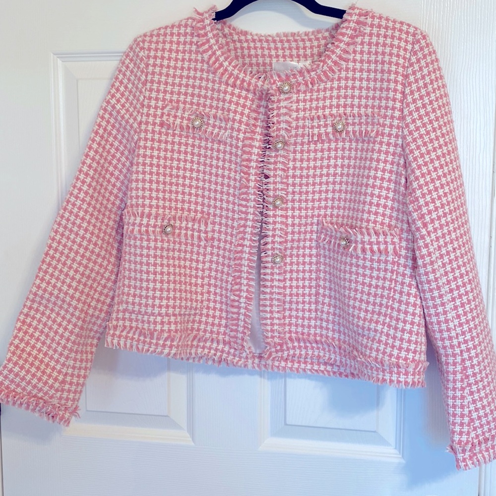 Elegant tweed jacket